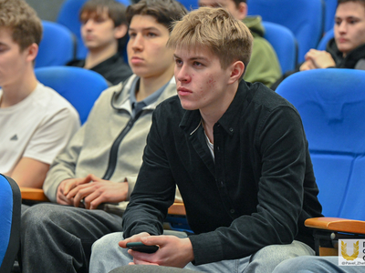 Лекция в честь воссоединения Крыма / Павел Железняк