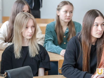 Лекция в честь воссоединения Крыма / Павел Железняк