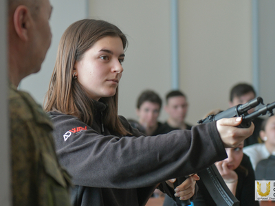 Спортивно-военизированное мероприятие, посвященное Дню защитника Отечества / Павел Железняк