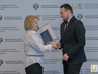 Выпускной Института заочного образования. БАКАЛАВРИАТ / Павел Железняк