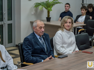 «Наука — дело семейное» встреча ко Дню Российской науки / Павел Железняк