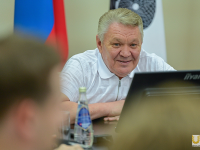 Встреча пловцов с ректором перед выездом на X Всероссийскую Универсиаду / Павел Железняк