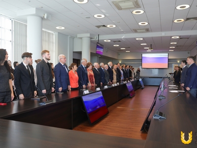 Церемония вручения свидетельств электронной доски почета / Кира Грудина