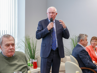 Званый обед ветеранов Поволжского / Павел Железняк