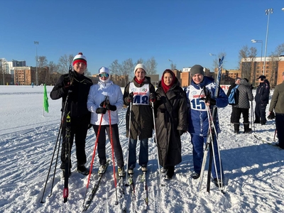 Спортивный дух и лыжня: коллектив кафедры экономики спорта вышли на лыжню в поддержку здорового образа жизни