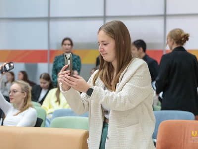 Успей подать заявку на медиалабораторию «Поток» и прокачаться в мастерстве и креативе