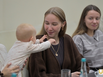 50 молодых семей Поволжского: вуз поддерживает студенческие браки и родительство
