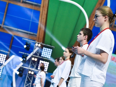 Профессионализм в организации «Mad Wave Classic»: около 30 студентов в судейской коллегии