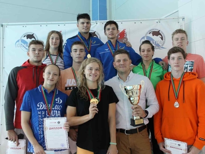 33 медали пловцов университета на чемпионате Татарстана 
