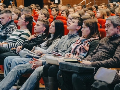 Ачык ишекләр көне. Идел буе академиясе үзенә җәлеп итә!