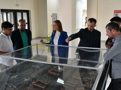 Казахстан делегациясе Университетның спорт объектларында булды