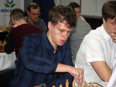 Шахматист-"академик" Владислав Артемьев оформил чемпионский хет-трик в Сочи 