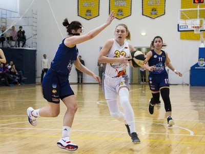 In the semifinal of the women's super League ASB Academy team started with a major victory