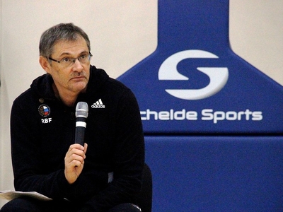 The Academy will perform "basketball authorities"