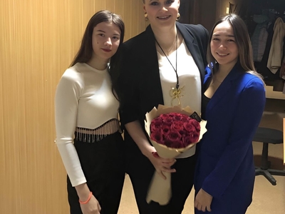 СТАРШИЙ ПРЕПОДАВАТЕЛЬ СЕРЕБРЕННИКОВА НИКОЛЕТТА АЛЕКСАНДРОВНА УСПЕШНО ЗАЩИТИЛА ДИССЕРТАЦИЮ КАНДИТАТА ПЕДАГОГИЧЕСКИХ НАУК