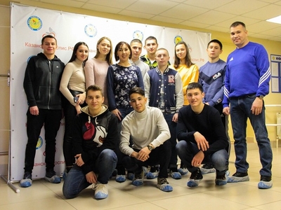 Not a single sport: Academy students visited the hospice