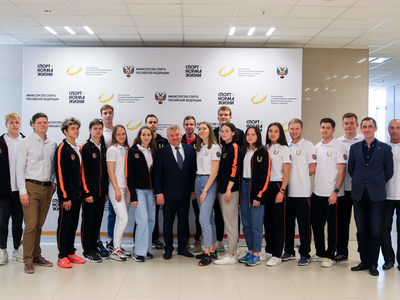 The Universiade continues - the table tennis and swimming teams went to the competition