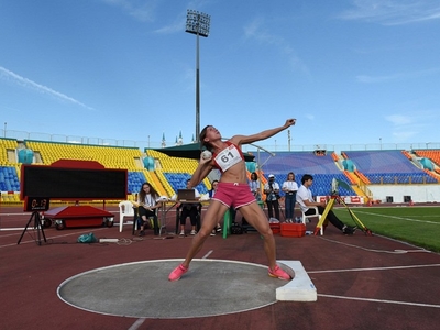 "Academics" judged the dispute athletes