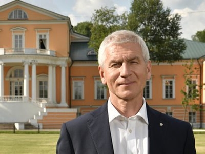  Олег Матыцинның тренер көне белән котлавы