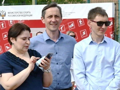 Alexander Mironov. We work without swinging