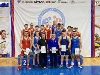 Университет көрәшчеләре профессиональ лига PWL финалына юл тота башладылар