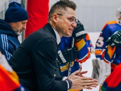 Домашний лёд, громкая поддержка болельщиков и боевой настрой на игру