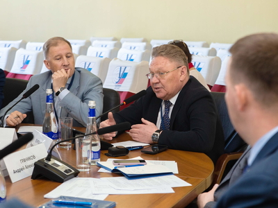 Рафис Борһанов Федераль Уку-методик берләшмәсе Президиумы утырышында катнаша