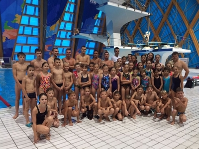 Legends of sports choose to collect Palace of water sports