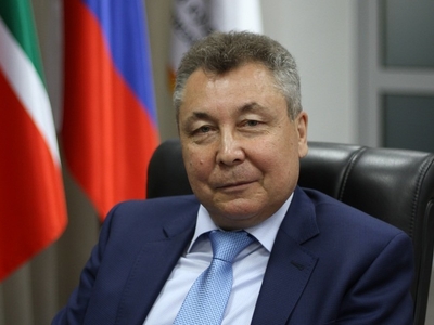 Поздравление с Днем учителя ректора Юсупа Якубова! 