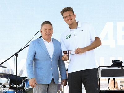 Rafis Burganov presented certificates of Masters of Sports of Russia on the occasion of Athlete's Day