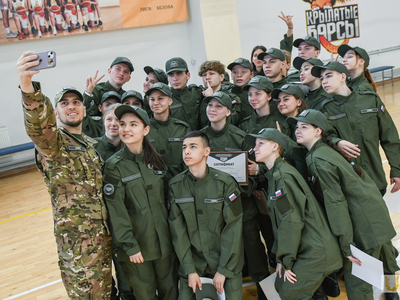 Колледж студентлары "ВОИН" үзәгендә хәрби-гамәли дисциплиналар буенча укуларын тәмамлыйлар