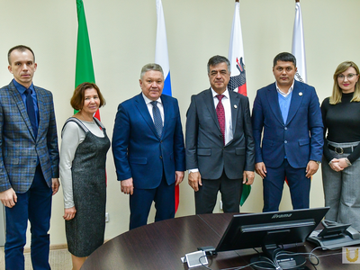 НИИ, VR-очки и Здоровая среда: что оценили гости из Узбекистана 