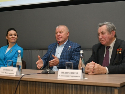 Разведка, космос, юстиция: Поволжский отметил День Героев отечества