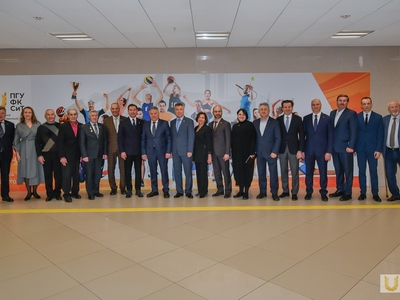 Volga Region University Graduates Meeting: History of the University and Significant Heroes