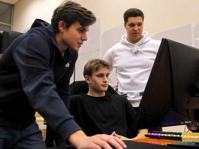 Математика һәм информатика: Идел буе университетына укырга кергәндә баллар ал