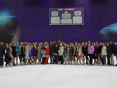 «Здоровая среда»: плавание, фигурное катание и футбол