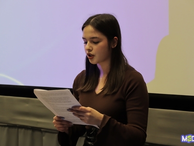 Көллият студент кызлары Казан буенча уникаль тарихи маршрут эшләделәр