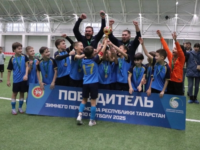 «Золотой покер» преподавателя Поволжского в зимнем сезоне по футболу