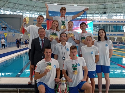 Таҗикстандагы Идел буе университеты йөзүчеләренең триумфы