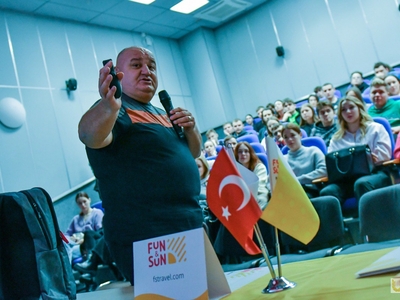 Дуальная модель подготовки вуза признана одной из лучших образовательных программ в сфере туризма