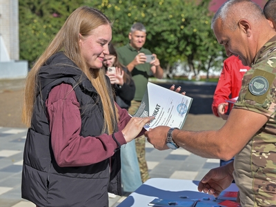 Первокурсники университета получили сертификаты от «Воина» за прохождение военно-полевых сборов