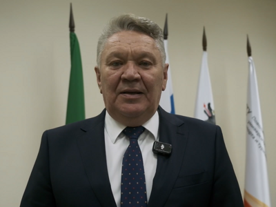 Поздравление ректора Рафиса Бурганова с Днем тренера