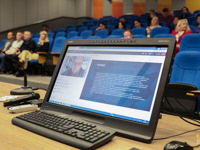 50 university faculty and staff members completed online training on anti-corruption policies.