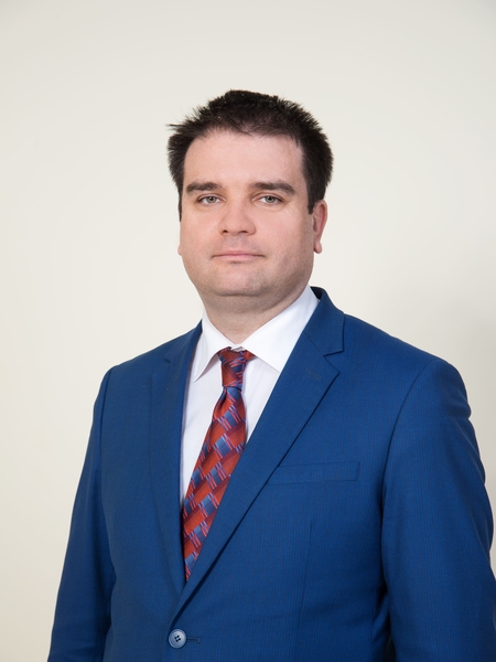 Максимов Игорь Леонидович