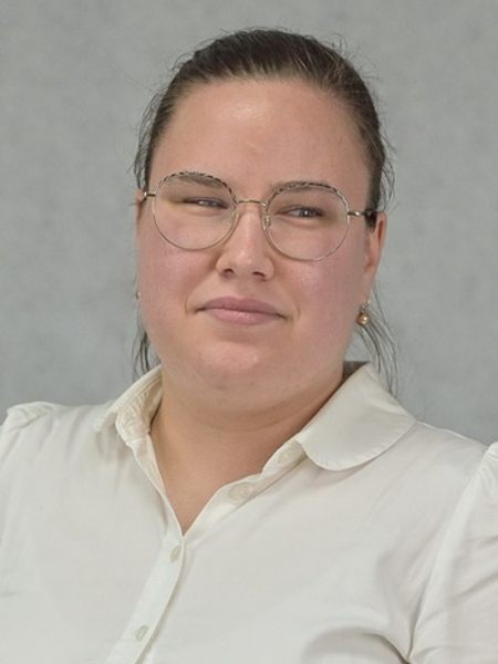 Храмова Аделина Николаевна