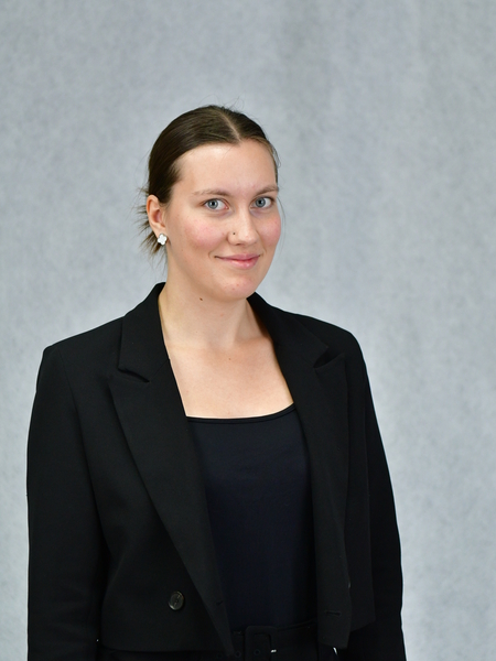  Маданова Алена 