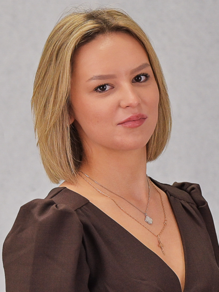 Титова Александра Валерьевна